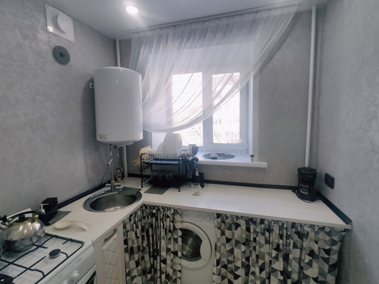 Продам однокомнатную (1-комн.) квартиру, Челюскина ул, 64, Казань г