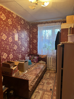 Продам трехкомнатную (3-комн.) квартиру, Ленинградская ул, 7, Сольцы г