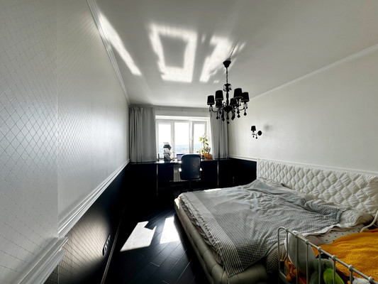 Продам двухкомнатную (2-комн.) квартиру, Дружбы ул, 1, Чехов г