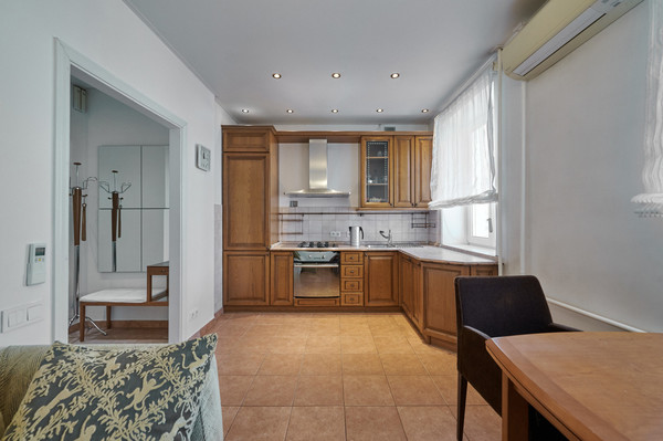 Продам двухкомнатную (2-комн.) квартиру, Скаковая ул, 18, Москва г