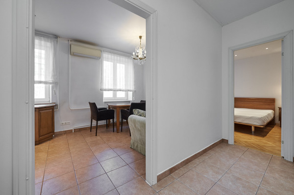 Продам двухкомнатную (2-комн.) квартиру, Скаковая ул, 18, Москва г