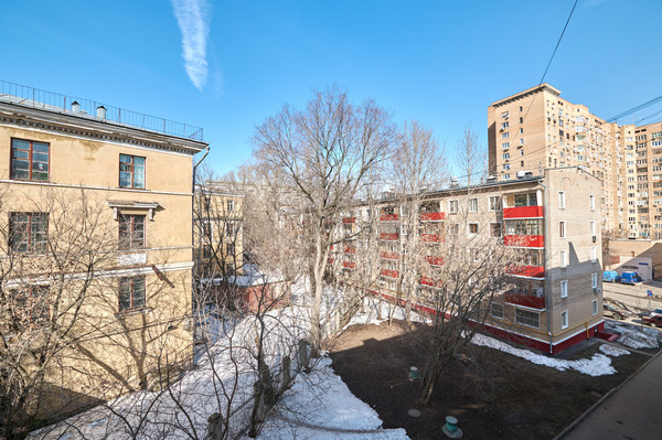 Продам двухкомнатную (2-комн.) квартиру, Скаковая ул, 18, Москва г