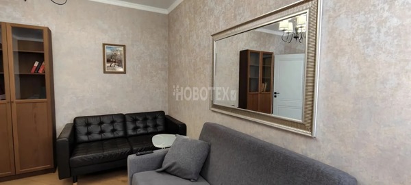 Продам двухкомнатную (2-комн.) квартиру, Ленина ул, 8В, Горячий Ключ г