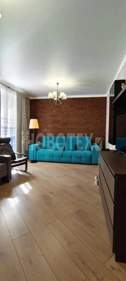 Продам двухкомнатную (2-комн.) квартиру, Ленина ул, 8В, Горячий Ключ г