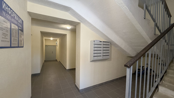 Продам двухкомнатную (2-комн.) квартиру, Сергея Киселева ул, 6, Просторный мкр