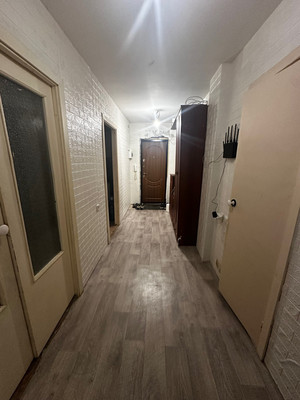 Продам двухкомнатную (2-комн.) квартиру, 7, Просторный мкр