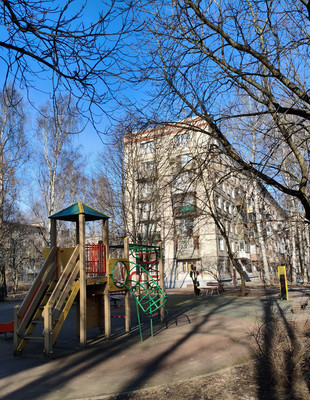 Продам двухкомнатную (2-комн.) квартиру, Ланское ш, 10к5, Санкт-Петербург г