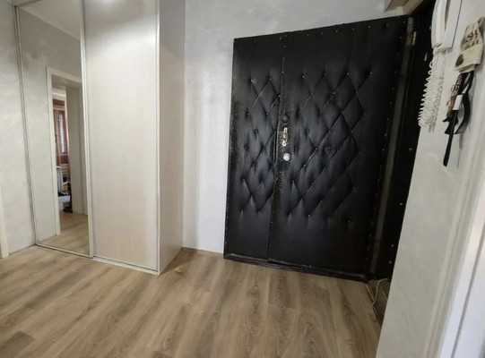 Продам двухкомнатную (2-комн.) квартиру, Подольская ул, 11/8, Северово д