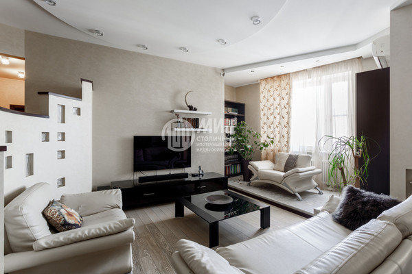 Продам трехкомнатную (3-комн.) квартиру, Коштоянца ул, 20к2, Москва г