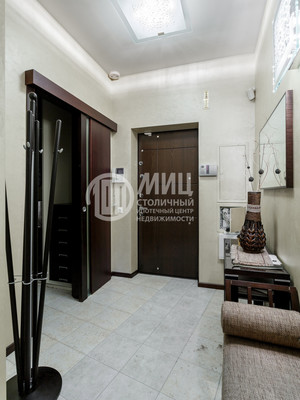 Продам трехкомнатную (3-комн.) квартиру, Коштоянца ул, 20к2, Москва г