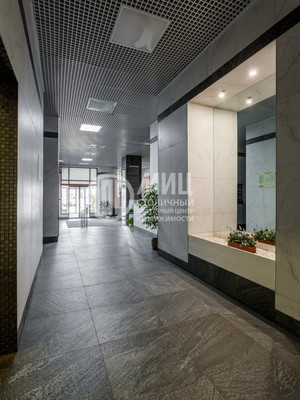 Продам трехкомнатную (3-комн.) квартиру, Коштоянца ул, 20к2, Москва г