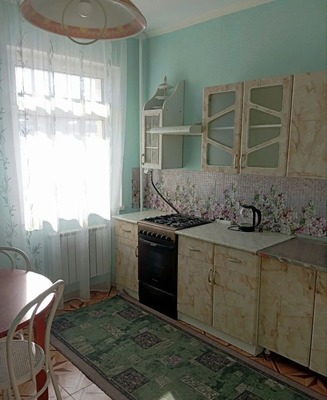 Продам однокомнатную (1-комн.) квартиру, Коминтерна ул, 8, Ханты-Мансийск г