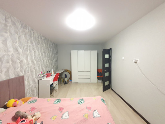 Продам двухкомнатную (2-комн.) квартиру, Жуковского ул, 2Б, Липецк г