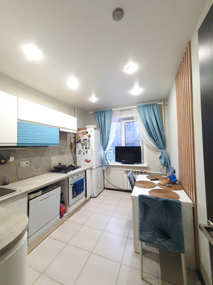 Продам двухкомнатную (2-комн.) квартиру, Жуковского ул, 2Б, Липецк г