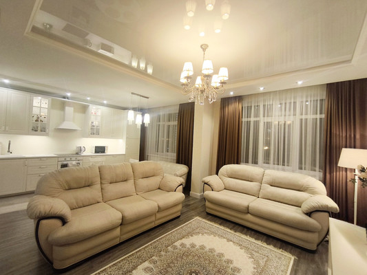 Продам трехкомнатную (3-комн.) квартиру, Бачуринская ул, 19, Коммунарка п