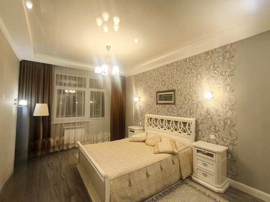 Продам трехкомнатную (3-комн.) квартиру, Бачуринская ул, 19, Коммунарка п