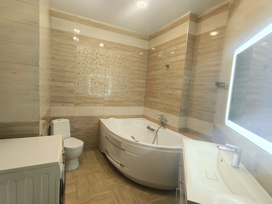 Продам трехкомнатную (3-комн.) квартиру, Бачуринская ул, 19, Коммунарка п