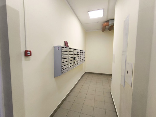 Продам двухкомнатную (2-комн.) квартиру, Надымский проезд, 134к1, Городище д