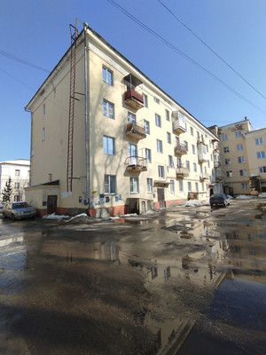 Продам однокомнатную (1-комн.) квартиру, Профсоюзная ул, 6, Бор г