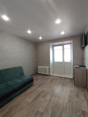 Продам однокомнатную (1-комн.) квартиру, Профсоюзная ул, 6, Бор г