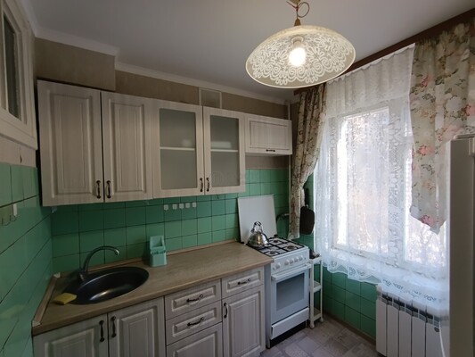 Продам двухкомнатную (2-комн.) квартиру, 1-я Владимирская ул, 18к3, Москва г