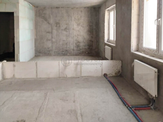 Продам трехкомнатную (3-комн.) квартиру, Новогиреевская ул, 5Ак1, Москва г