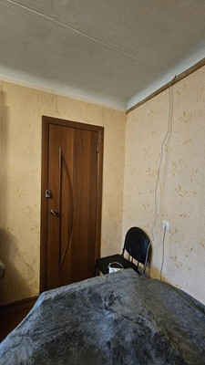 Продам двухкомнатную (2-комн.) квартиру, Горького ул, 17, Малино рп