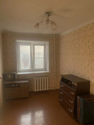 Продам двухкомнатную (2-комн.) квартиру, Горького ул, 17, Малино рп