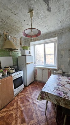 Продам двухкомнатную (2-комн.) квартиру, Горького ул, 17, Малино рп