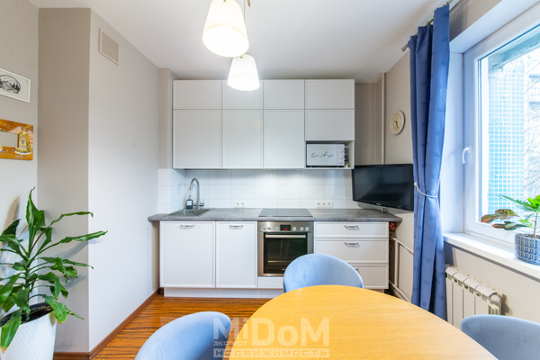 Продам однокомнатную (1-комн.) квартиру, Комендантский пр-кт, 20к2, Санкт-Петербург г