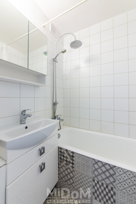 Продам однокомнатную (1-комн.) квартиру, Комендантский пр-кт, 20к2, Санкт-Петербург г