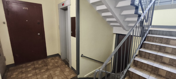 Продам двухкомнатную (2-комн.) квартиру, Маршала Захарова ул, 27к3, Санкт-Петербург г