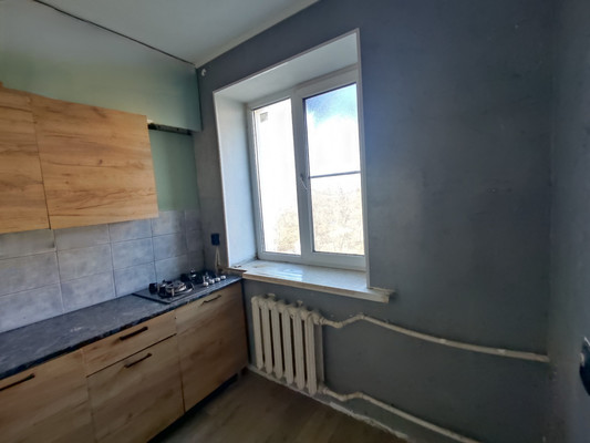 Продам трехкомнатную (3-комн.) квартиру, Мерецкова-Волосова ул, 1/1, Великий Новгород г