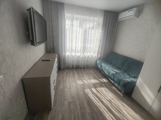 Сдам однокомнатную (1-комн.) квартиру, Луговая ул, 2, Великий Новгород г