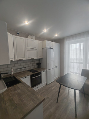 Сдам однокомнатную (1-комн.) квартиру, Луговая ул, 2, Великий Новгород г