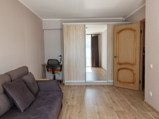 Сдам двухкомнатную (2-комн.) квартиру, Байкальская ул, 43, Москва г