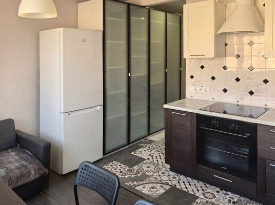 Продам однокомнатную (1-комн.) квартиру, Сухановская ул, 9, Лопатино рп