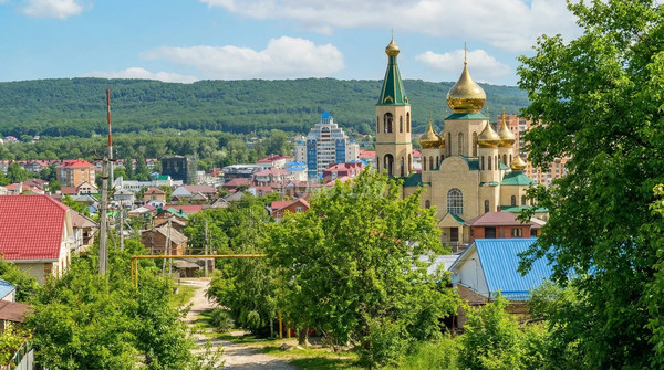 Продам участок 6,5 соток, ИЖС, Лесная ул, 4, Горячий Ключ г, 0 км от города