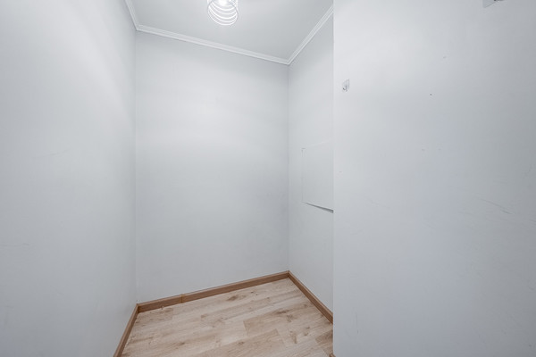 Продам двухкомнатную (2-комн.) квартиру, Сколковская ул, 1кГ, Одинцово г