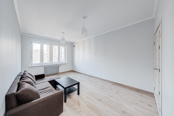 Продам двухкомнатную (2-комн.) квартиру, Сколковская ул, 1кГ, Одинцово г