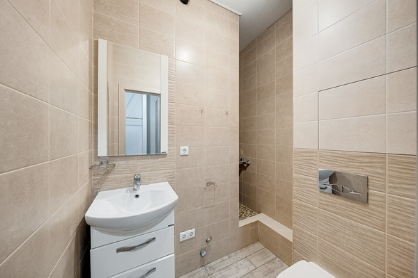 Продам двухкомнатную (2-комн.) квартиру, Сколковская ул, 1кГ, Одинцово г