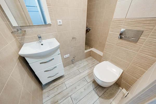 Продам двухкомнатную (2-комн.) квартиру, Сколковская ул, 1кГ, Одинцово г