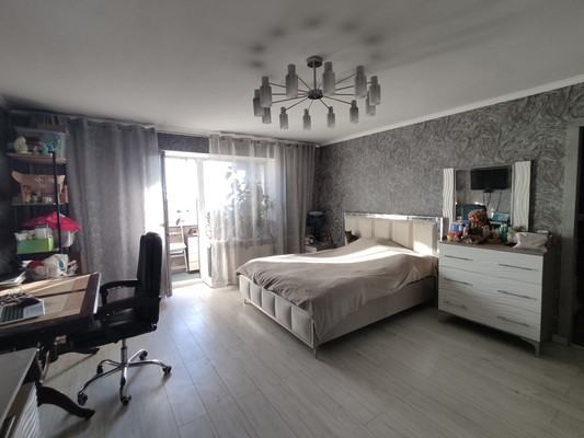 Продам двухкомнатную (2-комн.) квартиру, Большая Московская ул, 59, Великий Новгород г