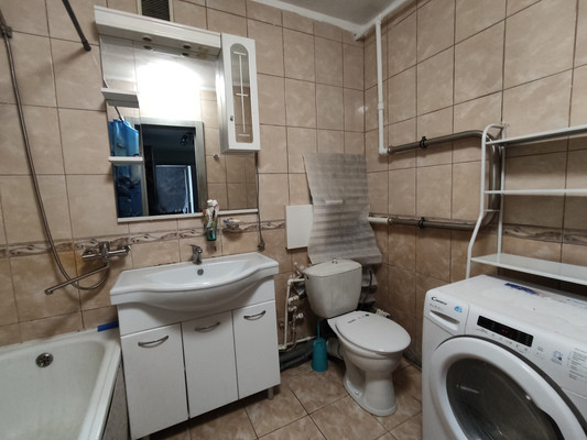 Продам двухкомнатную (2-комн.) квартиру, Большая Московская ул, 59, Великий Новгород г