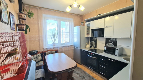 Продам трехкомнатную (3-комн.) квартиру, Ратная ул, 16к2, Москва г