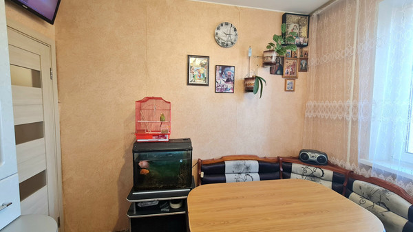 Продам трехкомнатную (3-комн.) квартиру, Ратная ул, 16к2, Москва г