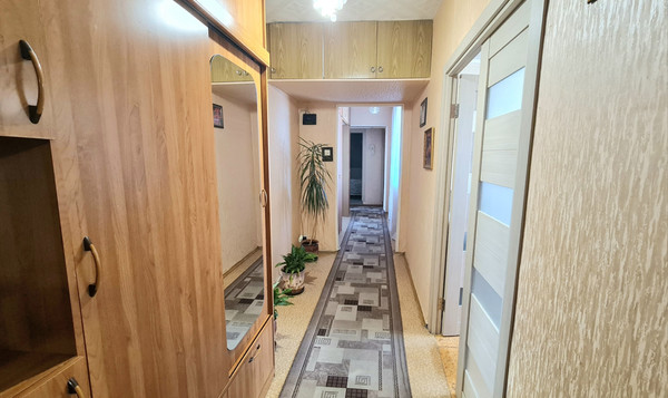 Продам трехкомнатную (3-комн.) квартиру, Ратная ул, 16к2, Москва г