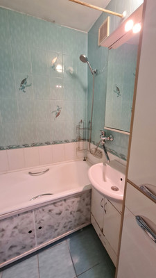 Продам трехкомнатную (3-комн.) квартиру, Ратная ул, 16к2, Москва г