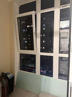 Продам однокомнатную (1-комн.) квартиру, Крымской весны ул, 1к7, Мирное с