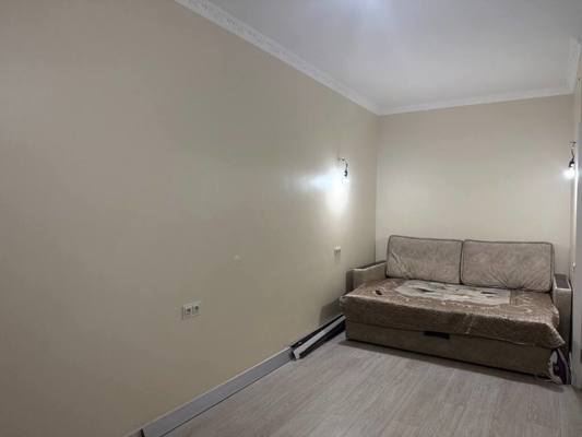 Продам однокомнатную (1-комн.) квартиру, Крымской весны ул, 1к7, Мирное с